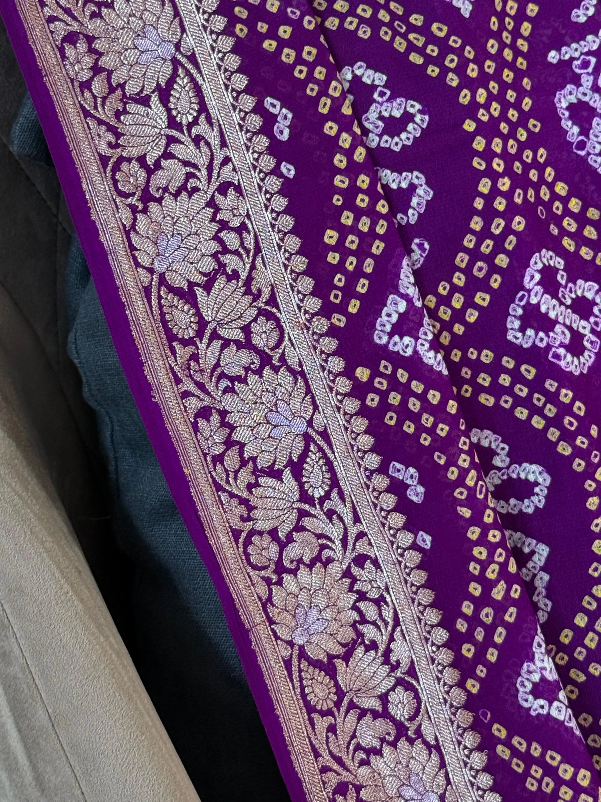 Premium Banarasi Bandhani Dupatta Heritage Weaves